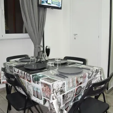 Cassini's House Неаполь